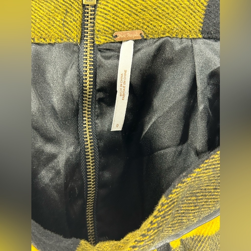 Women’s Free People Yellow Black Plaid Polyester Viscose Skirt Designer Size 0 - Picture 4 of 5